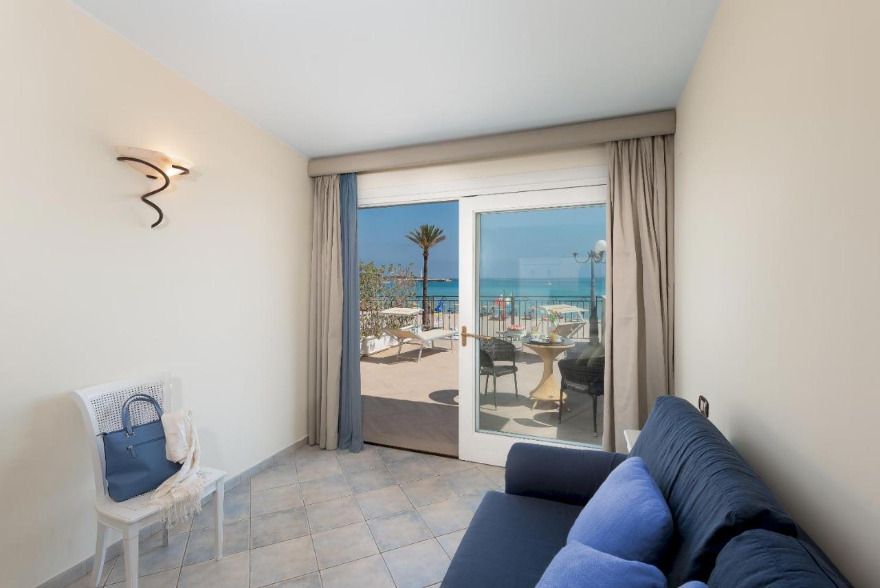 Hotel Riviera San Vito Lo Capo Dış mekan fotoğraf