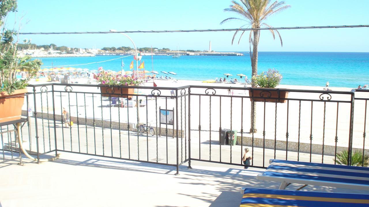 Hotel Riviera San Vito Lo Capo Oda fotoğraf